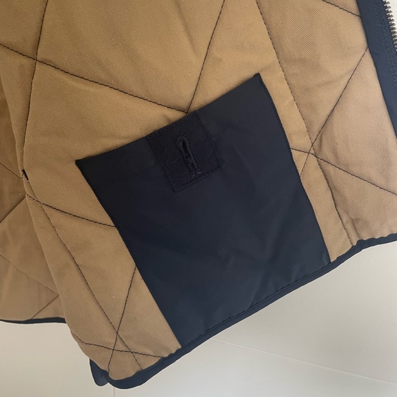 J. Crew Navy Quilted Zip Vest - XL GUC - Picture 4 of 5